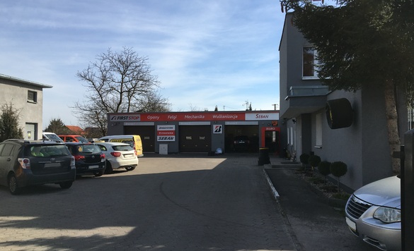Zdjęcia warsztat samochodowy PAS Seban w Toruń