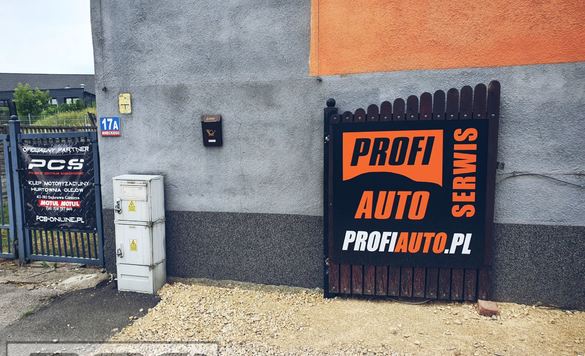 Zdjęcia warsztat samochodowy ProfiAuto Serwis PCS Polskie Centrum Samochodowe w Dąbrowa Górnicza