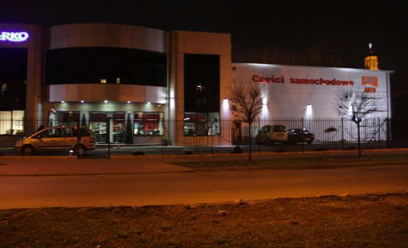 Zdjęcia sklep samochodowy ARKO w Częstochowa