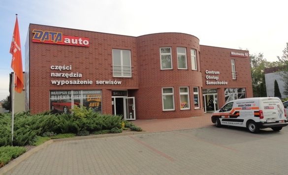 Zdjęcia sklep samochodowy DATA auto w Tychy