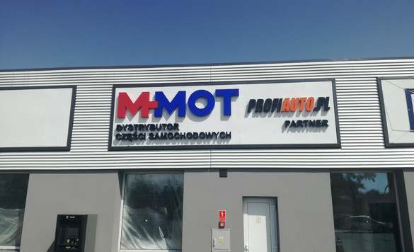 Zdjęcia sklep samochodowy M-MOT Sp. z o.o. w Kępno