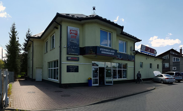 Zdjęcia sklep samochodowy MYTNIK w Tarnów