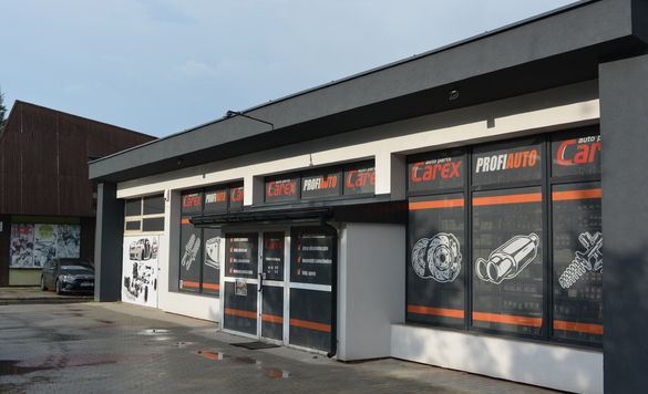 Zdjęcia sklep samochodowy CAREX 1 Sp. z o.o. w Krynica-Zdrój